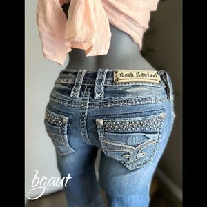 *SOLD* Rock Revival Karisse Mid-Rise Boot Jeans 24